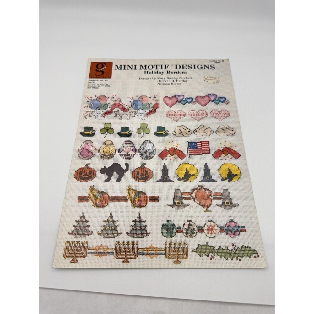 1986 Vtg Mini Motif Designs Christmas Holiday Borders Needlepoint Cross Stitch